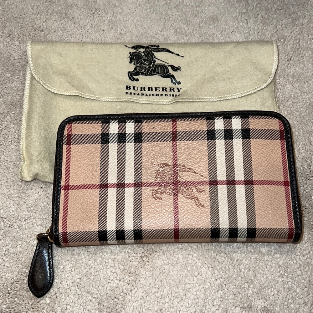 Burberry wallet